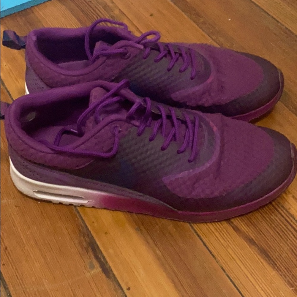 Running shoes for women
